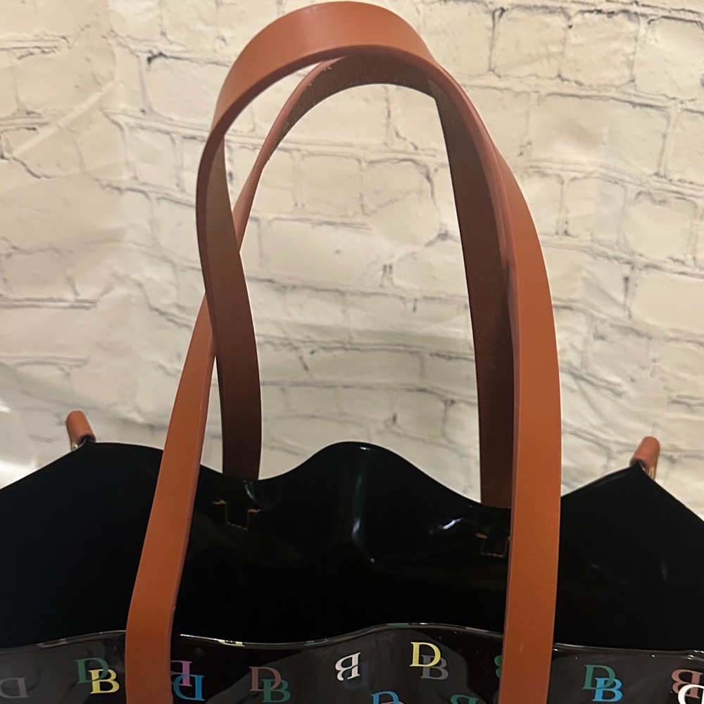 Dooney & Bourke Black Multi Monogram IT medium shopper - Picture 4 of 12